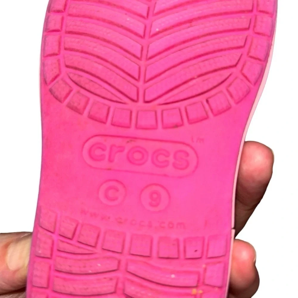 CROCS girl bump